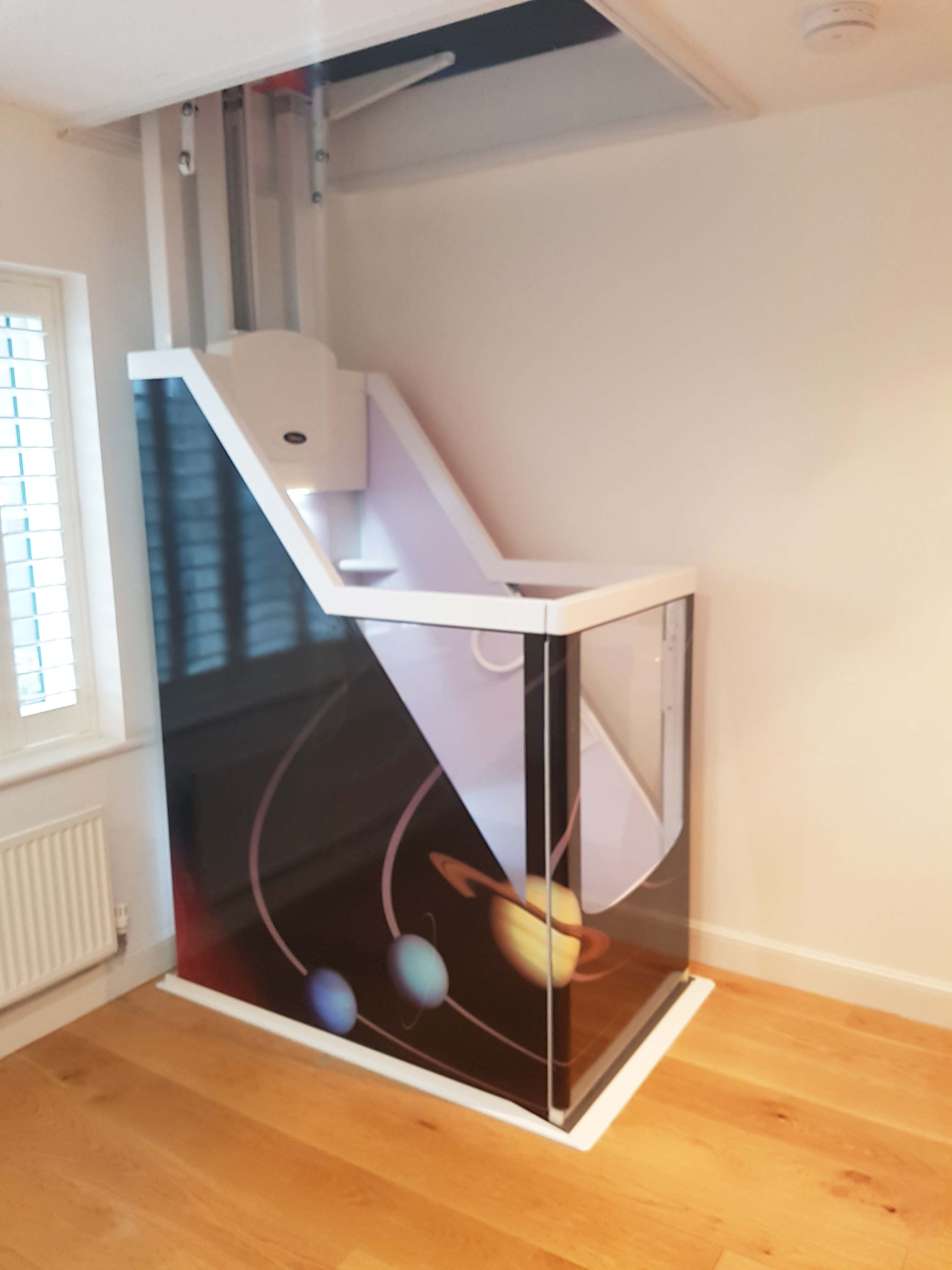 VM Home Lift with space design